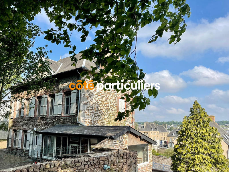 Maison de maîtres - 188 m² - 10 pièces