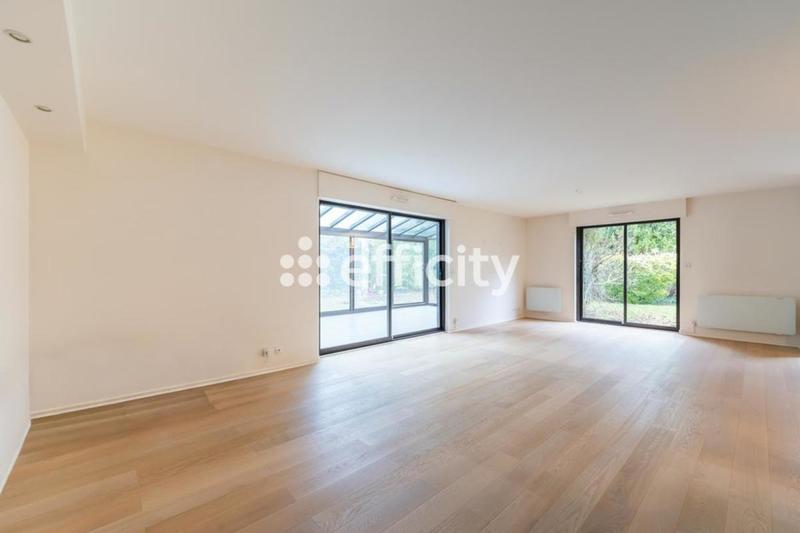 Appartement - 138 m² - 5 pièces