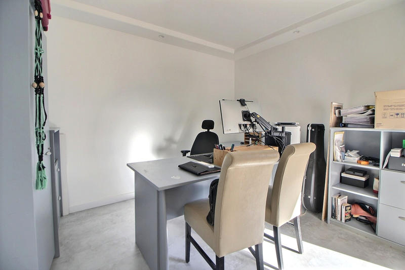 Appartement - 81 m² - 4 pièces