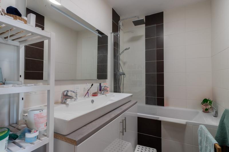 Appartement - 80 m² - 4 pièces