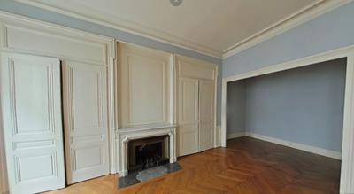 Appartement - 161 m² - 5 pièces