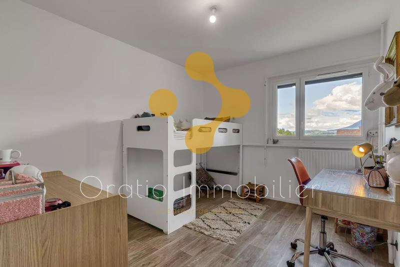 Appartement - 84 m² - 4 pièces