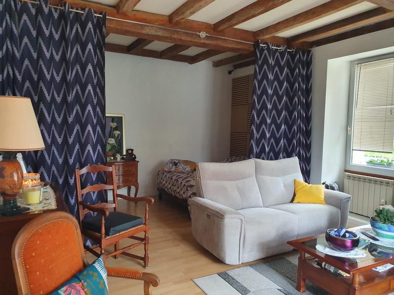 Maison - 300 m² - 11 pièces