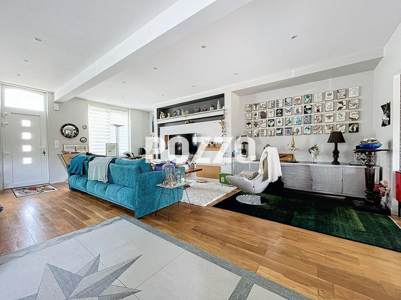 Maison - 130 m² - 5 pièces