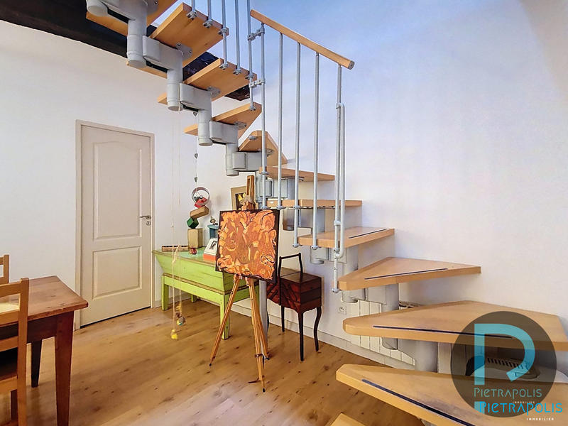 Appartement - 91 m² - 3 pièces