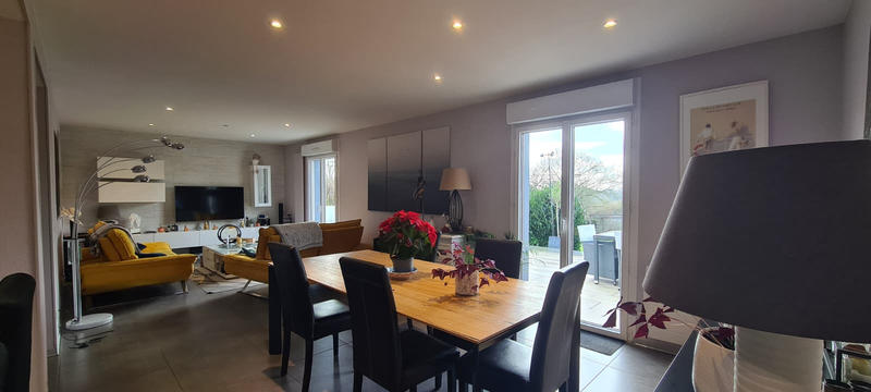 Maison - 104 m² - 6 pièces