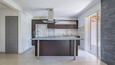 Maison - 112 m² - 5 pièces