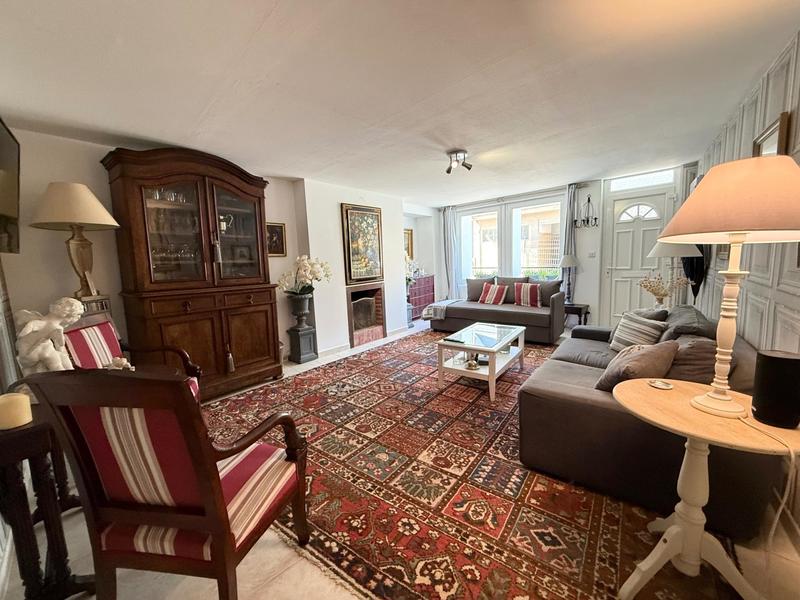 Maison - 98 m² - 4 pièces