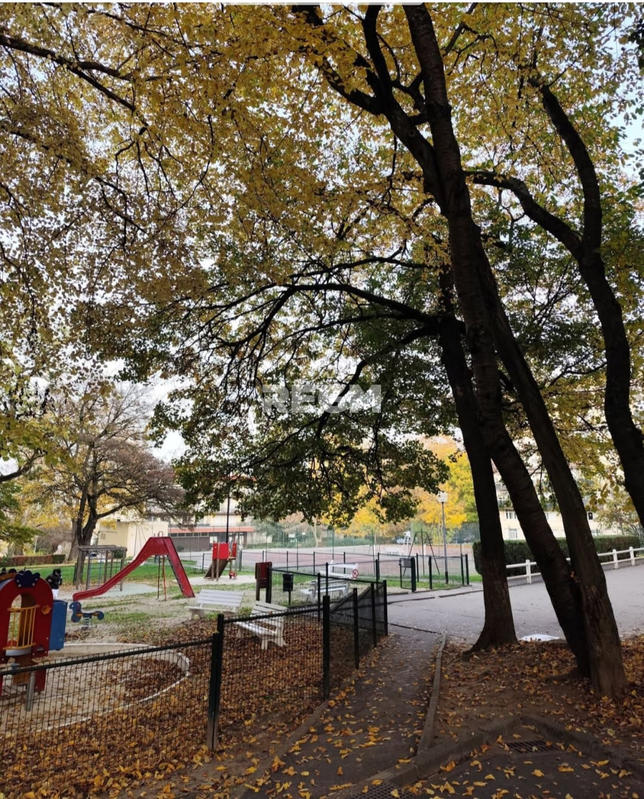 Appartement - 112 m² - 5 pièces