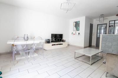 Maison - 84 m² - 4 pièces