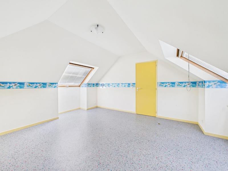 Maison d'architecte - 215 m² - 7 pièces