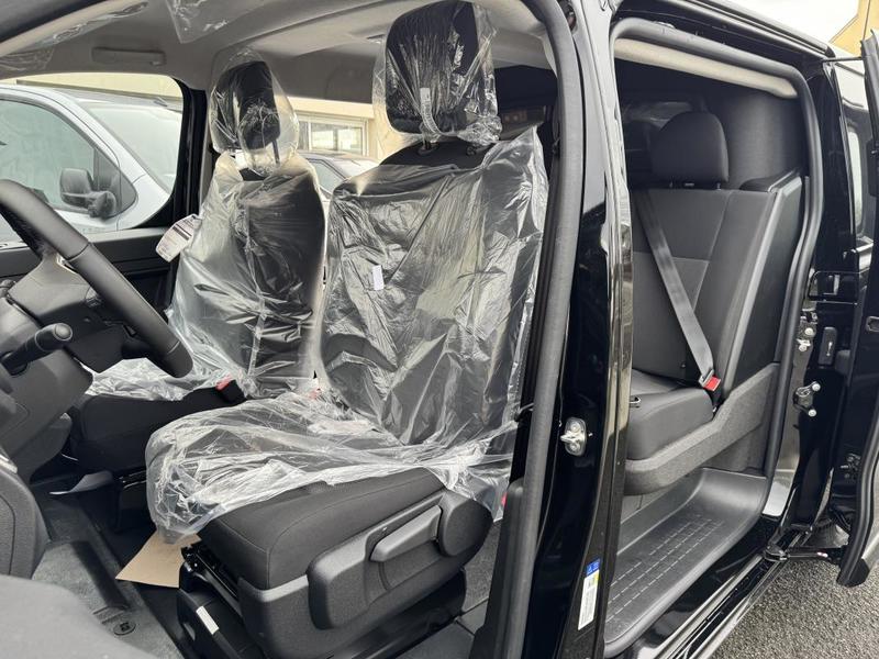 Peugeot Expert III Cabine Approfondie Fixe m 2.0 Bluehdi 180 s&amp;S Eat8 Pack Asphalt