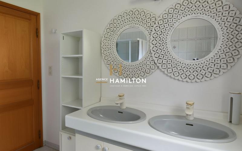 Maison de ville - 138 m² - 5 pièces