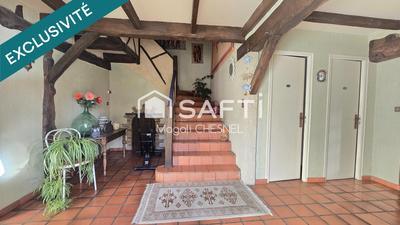 Maison - 157 m² - 8 pièces