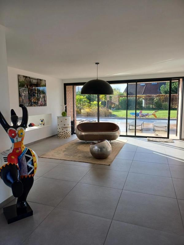 Maison d'architecte - 250 m² - 6 pièces