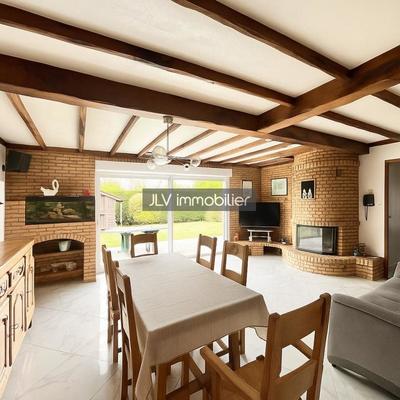 Maison - 100 m² - 4 pièces