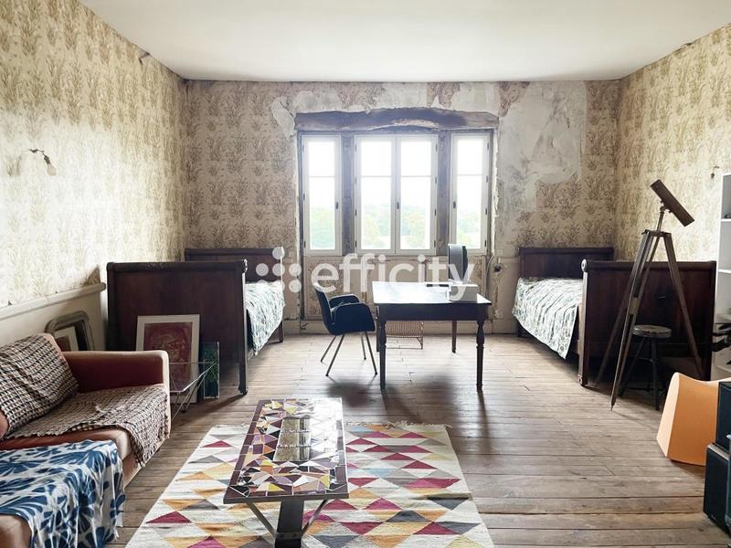 Maison - 274 m² - 8 pièces