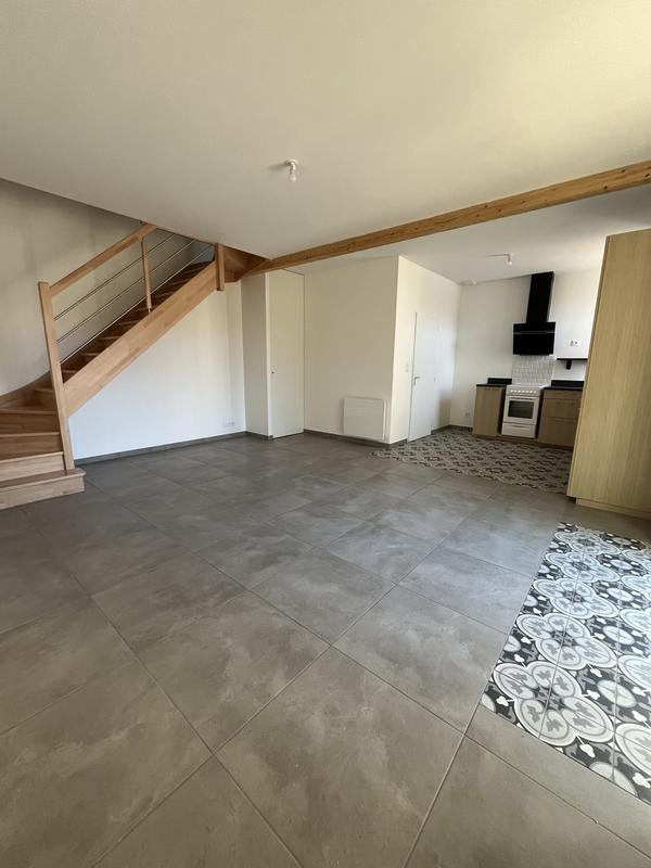 Maison - 95 m² - 5 pièces