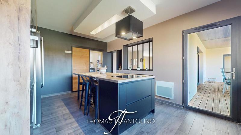 Maison - 160 m² - 7 pièces