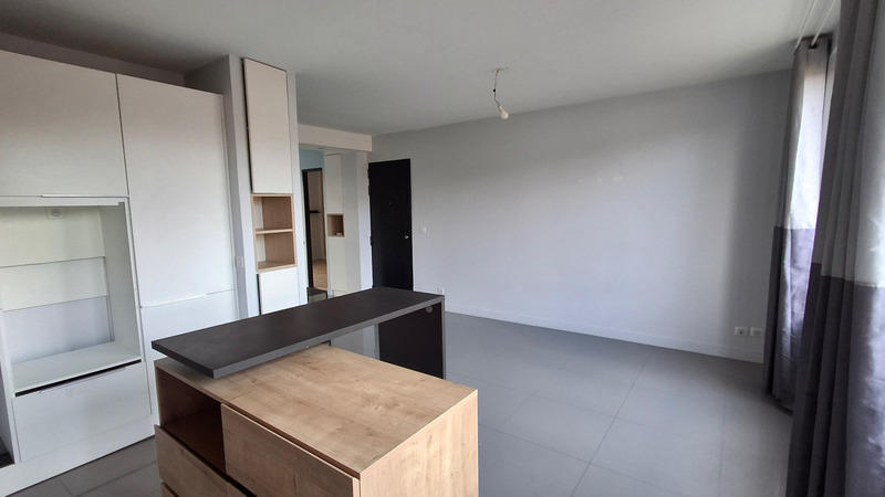 Appartement - 64 m² - 4 pièces