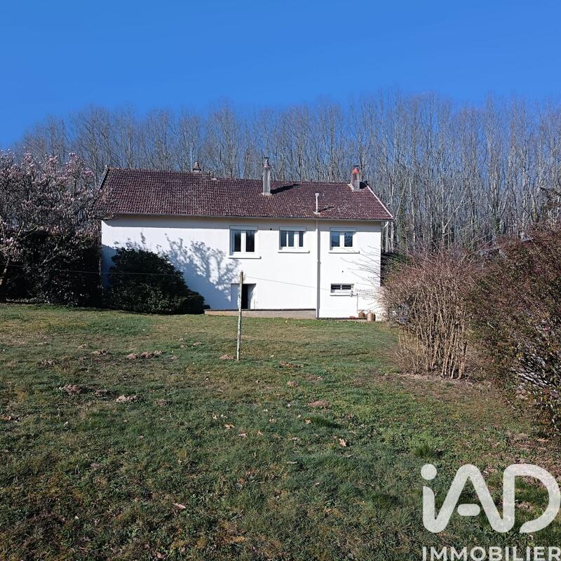 Maison - 93 m² - 6 pièces