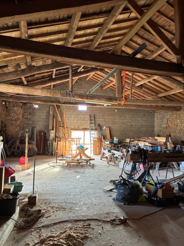 Corps de ferme - 240 m² - 7 pièces