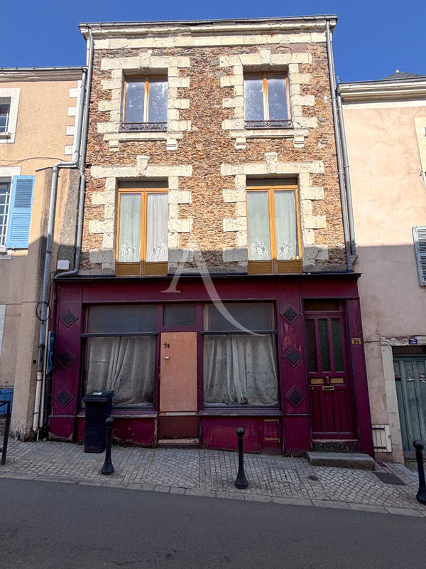 Immeuble - 132 m² - 5 pièces