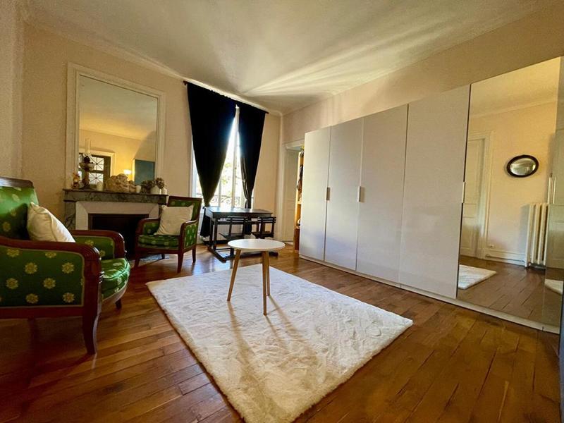 Appartement - 173 m² - 5 pièces