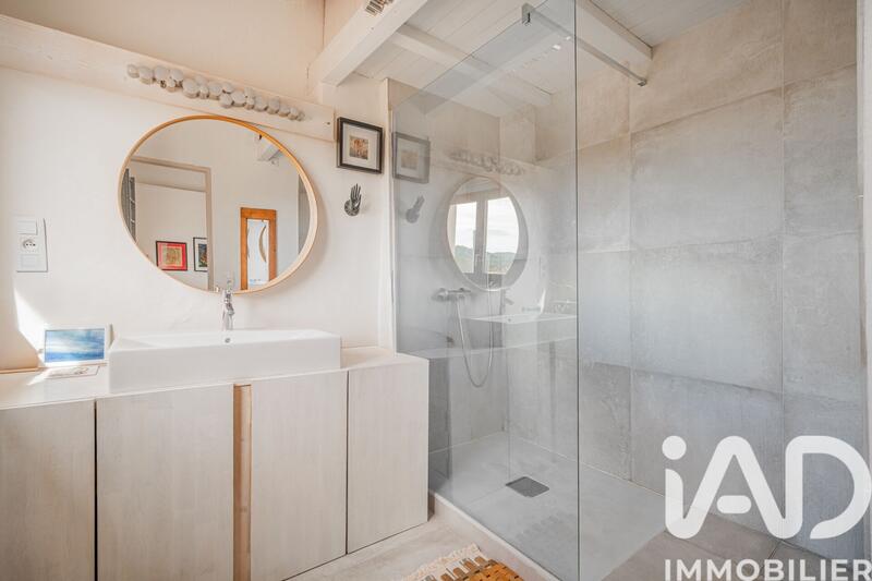 Maison de village - 90 m² - 4 pièces