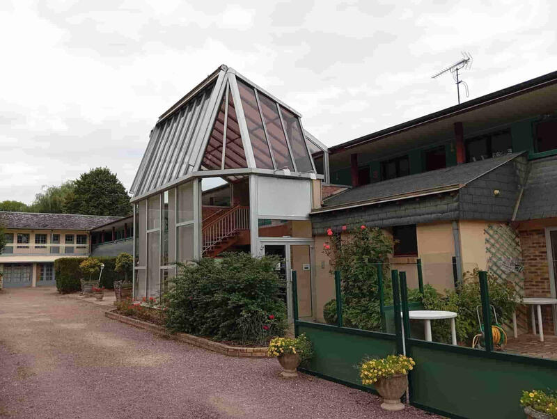 Fonds de commerce - Local commercial - 1 400 m²