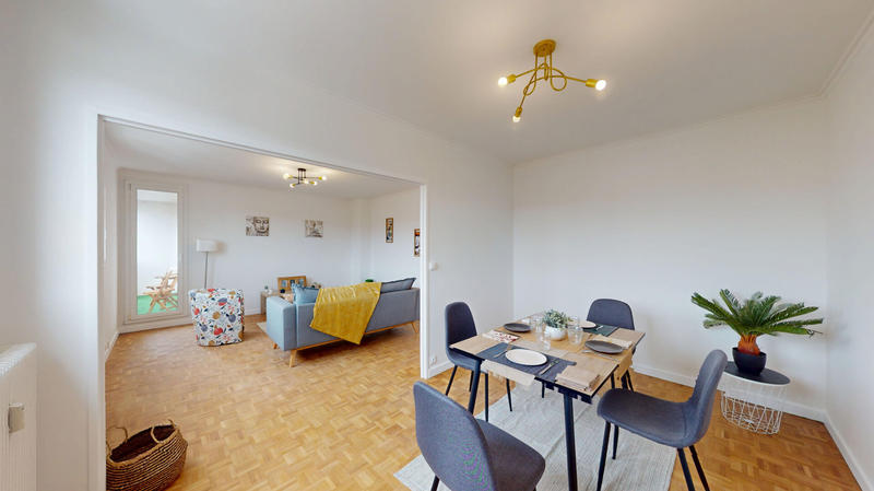 Appartement - 83 m² - 5 pièces