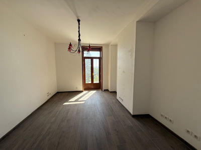 Appartement - 144 m² - 5 pièces