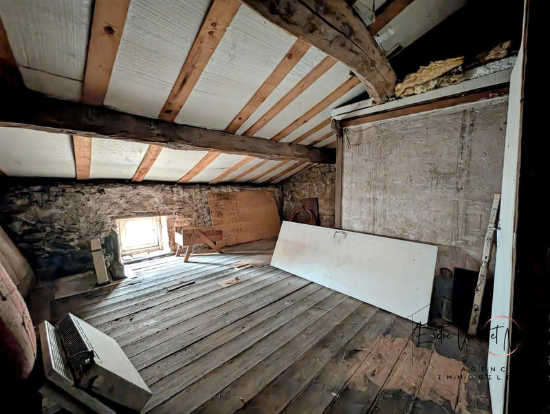 Maison - 111 m² - 4 pièces