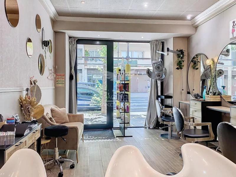 Beauté / Bien-être - 23 m² - 1 pièce