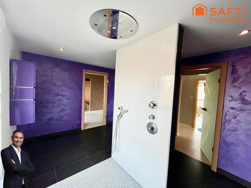 Maison - 236 m² - 5 pièces