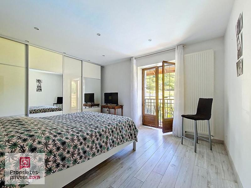 Maison - 156 m² - 5 pièces