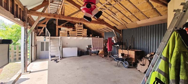 Maison - 96 m² - 4 pièces