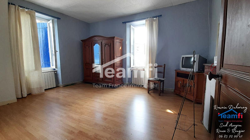 Maison - 151 m² - 8 pièces