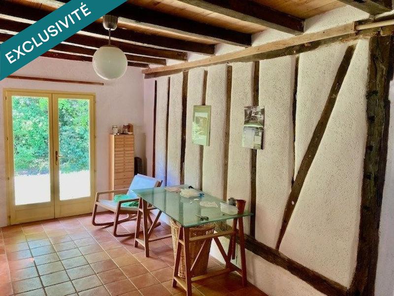 Maison - 335 m² - 10 pièces