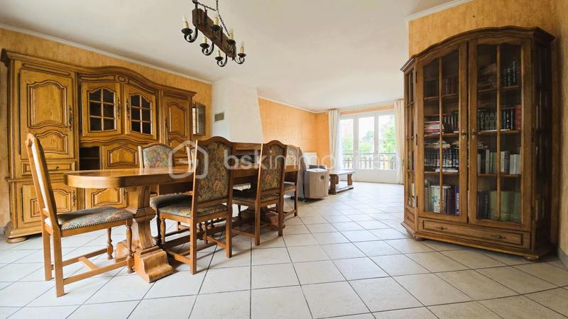 Maison - 110 m² - 5 pièces