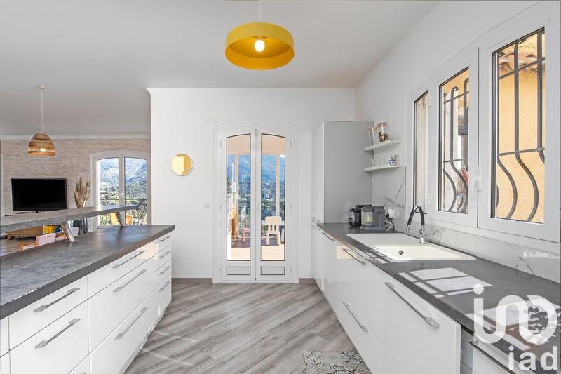 Maison - 151 m² - 5 pièces