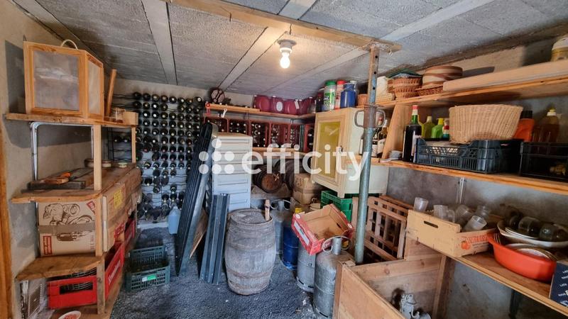 Maison - 198 m² - 10 pièces