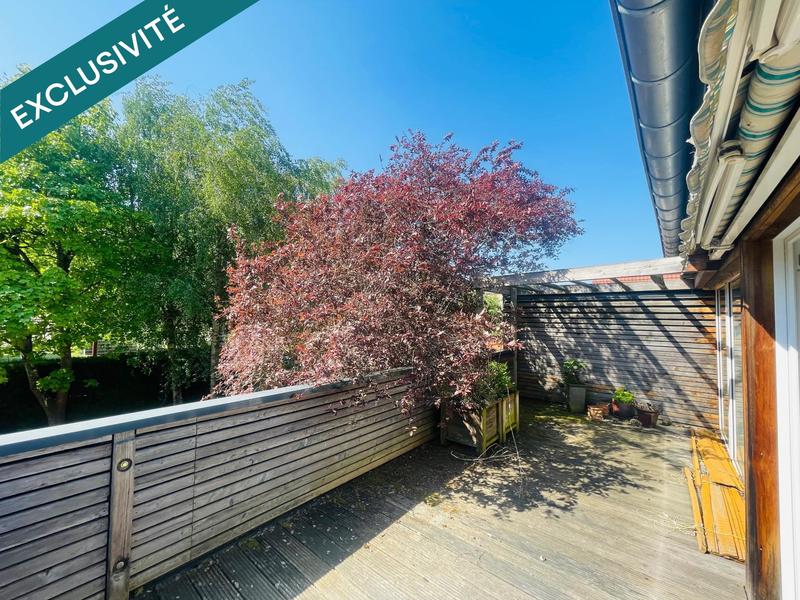 Maison - 219 m² - 9 pièces