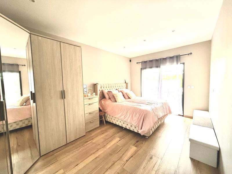 Maison - 193 m² - 7 pièces