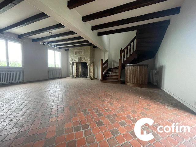 Maison - 270 m² - 8 pièces