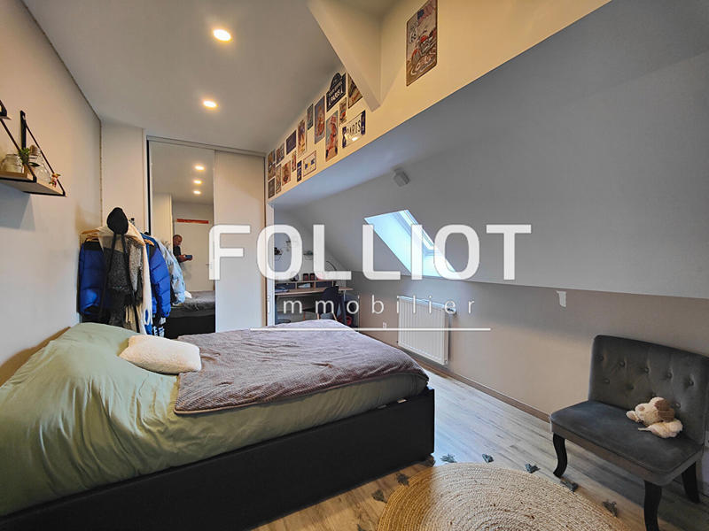 Appartement - 144 m² - 5 pièces