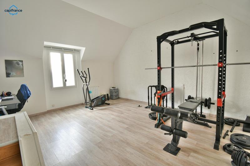 Longère - 232 m² - 6 pièces