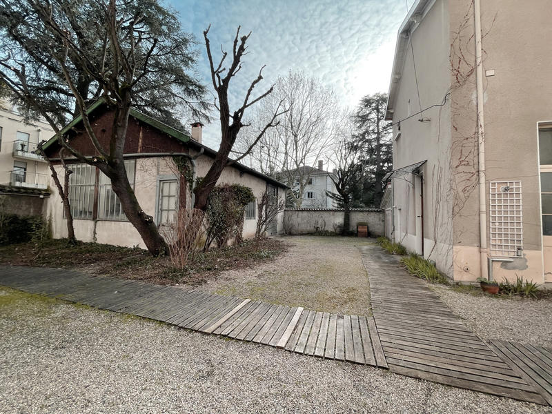 Appartement - 80 m² - 3 pièces