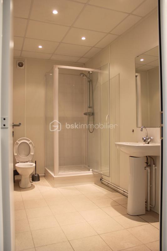 Local commercial - 260 m² - 4 pièces