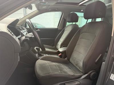 Volkswagen Tiguan 2.0 Tdi 150 Bluemotion Carat Dsg Bva / Entretien Constructeur